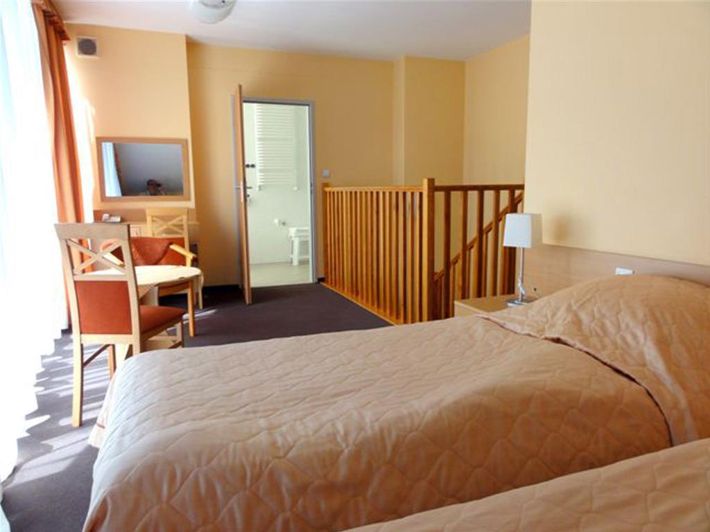 Apartamenty Jesienna Rezydencja Nałęczów Exterior foto